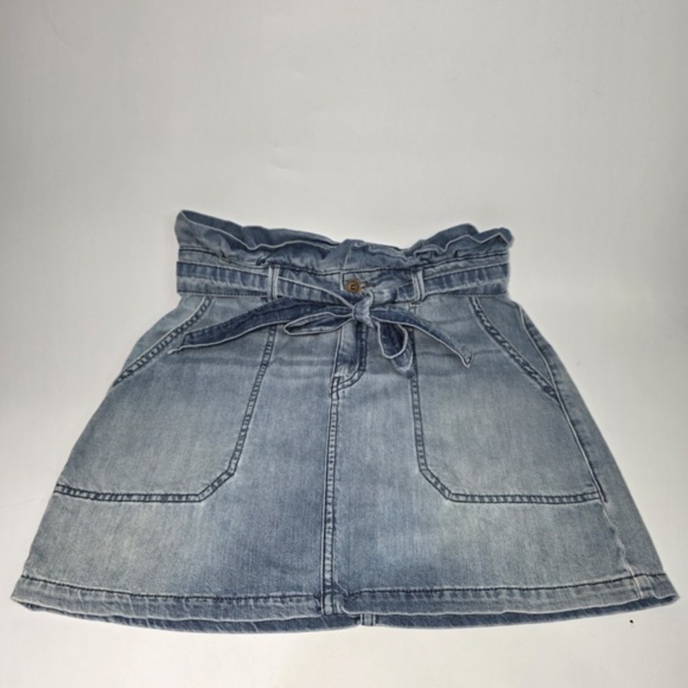 FREE PEOPLE Women's Boho Ruffle Waist Medium Wash A Line Denim Skirt‎ Size 8